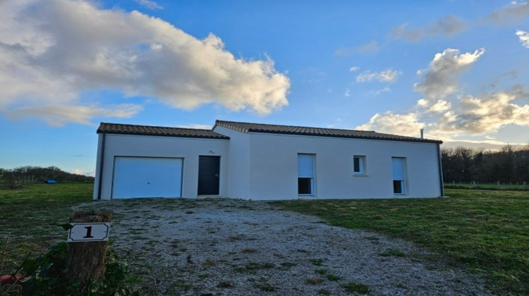 Ma-Cabane - Vente Maison VOULEME, 67 m²