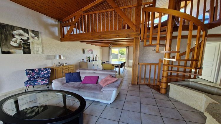 Ma-Cabane - Vente Maison VOUNEUIL SOUS BIARD, 150 m²