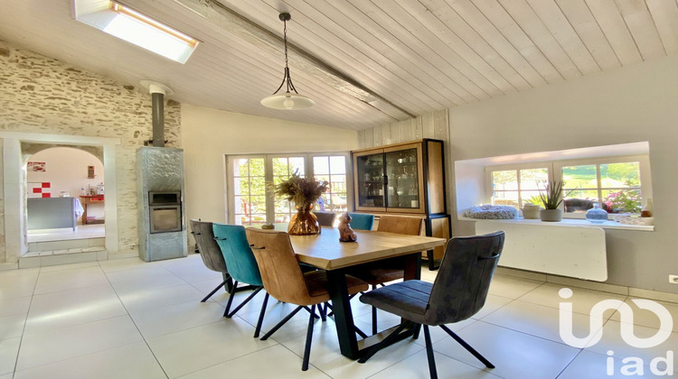 Ma-Cabane - Vente Maison Vouvant, 185 m²