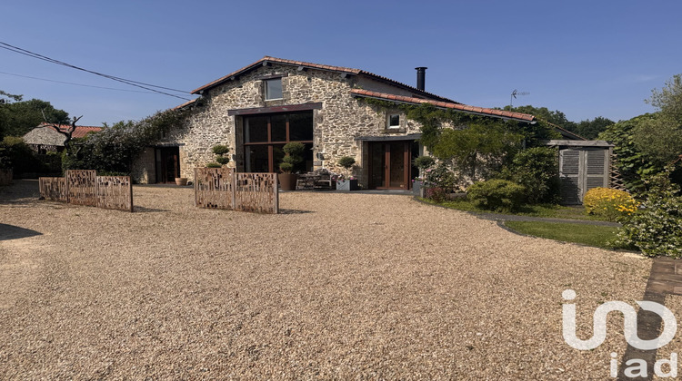 Ma-Cabane - Vente Maison Vouvant, 340 m²