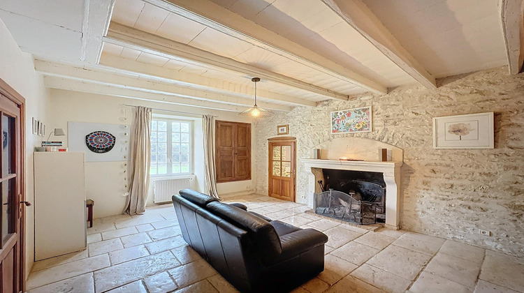 Ma-Cabane - Vente Maison Vouzailles, 203 m²