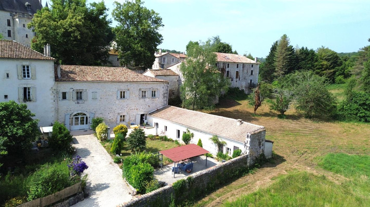 Ma-Cabane - Vente Maison VOUZAN, 300 m²