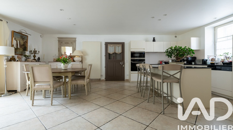 Ma-Cabane - Vente Maison Vulaines-sur-Seine, 276 m²