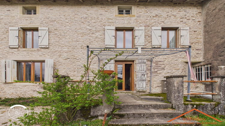 Ma-Cabane - Vente Maison Xertigny, 220 m²