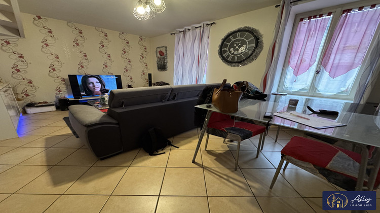 Ma-Cabane - Vente Maison Ydes, 63 m²