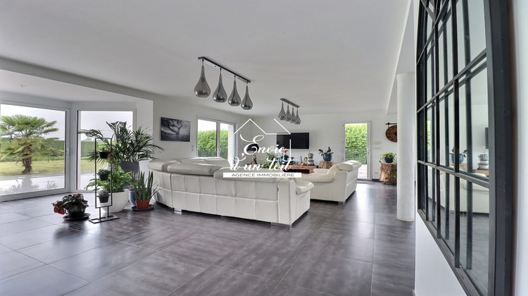 Ma-Cabane - Vente Maison Yerville, 218 m²