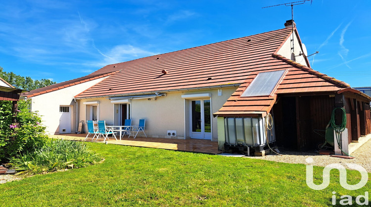 Ma-Cabane - Vente Maison Yèvres, 130 m²