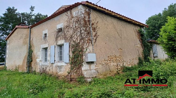 Ma-Cabane - Vente Maison Yviers, 111 m²