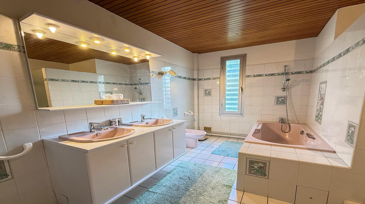 Ma-Cabane - Vente Maison Yvrac, 199 m²