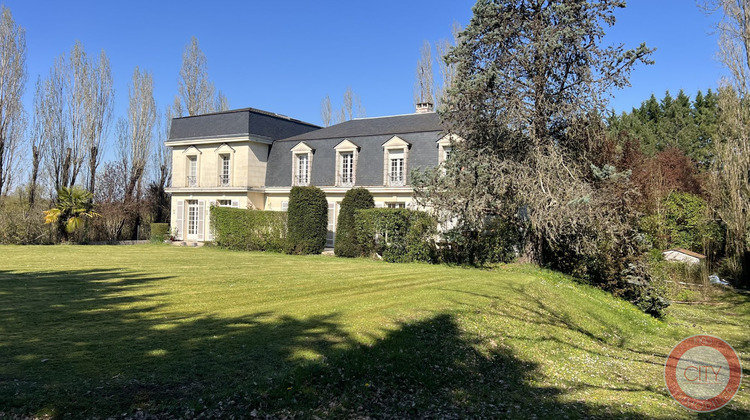 Ma-Cabane - Vente Maison Yvrac, 350 m²