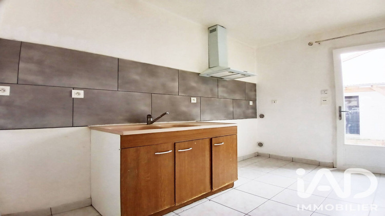 Ma-Cabane - Vente Maison Yzernay, 80 m²