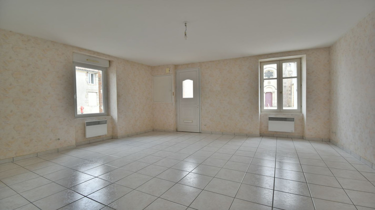 Ma-Cabane - Vente Maison YZERNAY, 80 m²