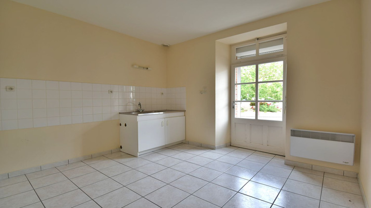 Ma-Cabane - Vente Maison YZERNAY, 80 m²