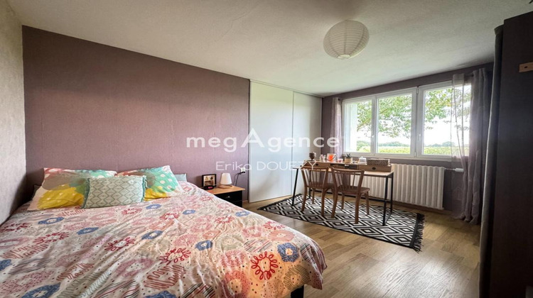 Ma-Cabane - Vente Maison YZERNAY, 117 m²