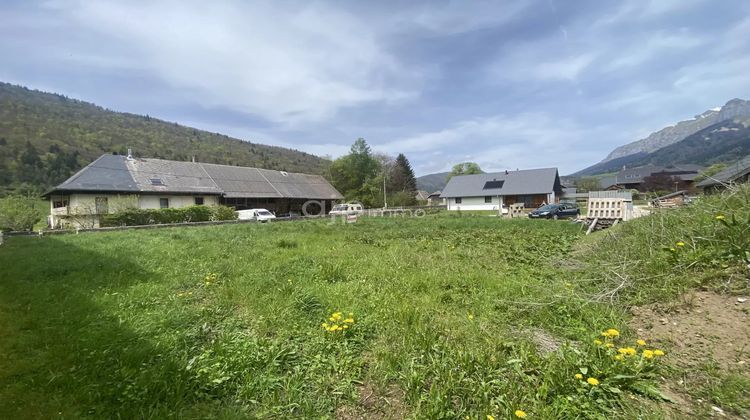 Ma-Cabane - Vente Terrain École, 553 m²