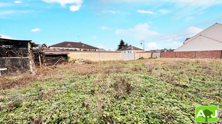 Ma-Cabane - Vente Terrain Ézy-sur-Eure, 367 m²