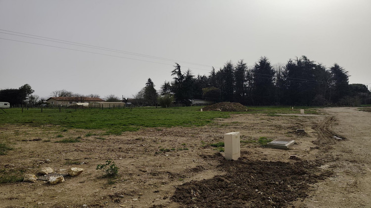 Ma-Cabane - Vente Terrain Agris, 541 m²