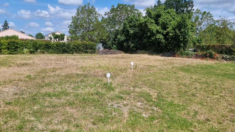 Ma-Cabane - Vente Terrain Aigondigné, 626 m²