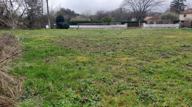 Ma-Cabane - Vente Terrain Aigondigne, 607 m²