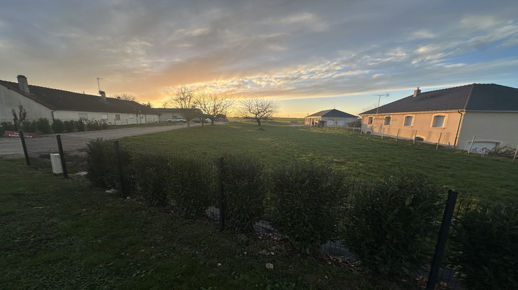 Ma-Cabane - Vente Terrain Aubeterre, 860 m²