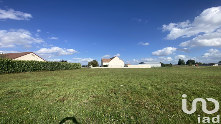 Ma-Cabane - Vente Terrain Bazoches les Gallerandes, 1520 m²