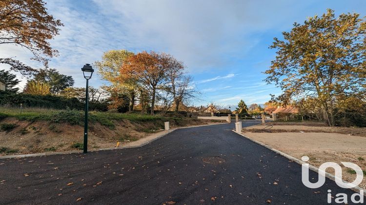 Ma-Cabane - Vente Terrain Bazoches-sur-Guyonne, 700 m²