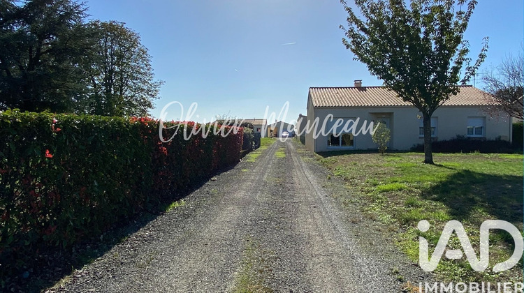 Ma-Cabane - Vente Terrain Bazoges-en-Paillers, 842 m²