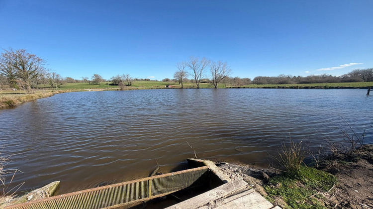 Ma-Cabane - Vente Terrain BESSINES-SUR-GARTEMPE, 12710 m²