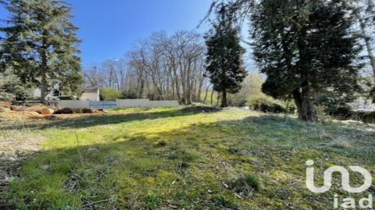 Ma-Cabane - Vente Terrain Béthemont-la-Forêt, 1707 m²