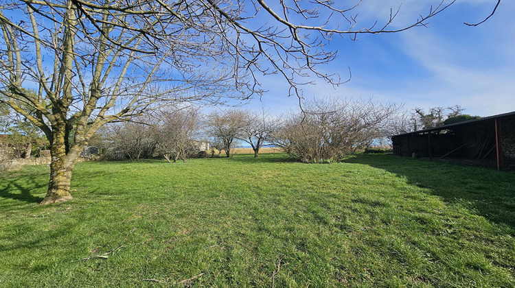 Ma-Cabane - Vente Terrain BILLOM, 1255 m²