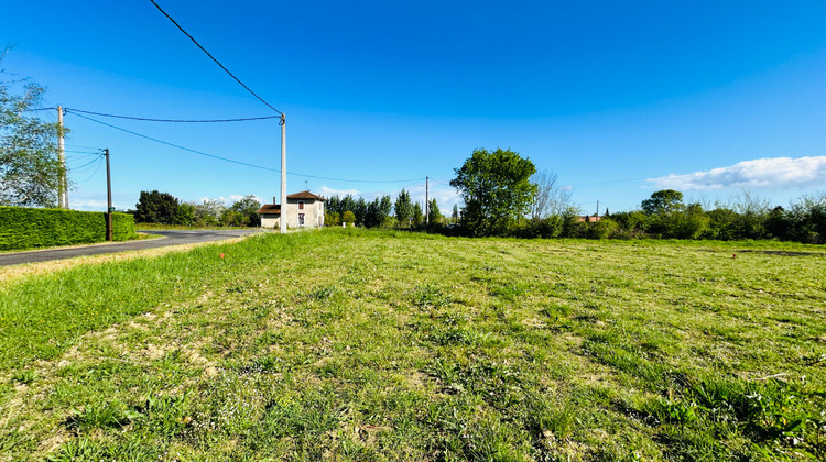 Ma-Cabane - Vente Terrain BLAYE, 700 m²