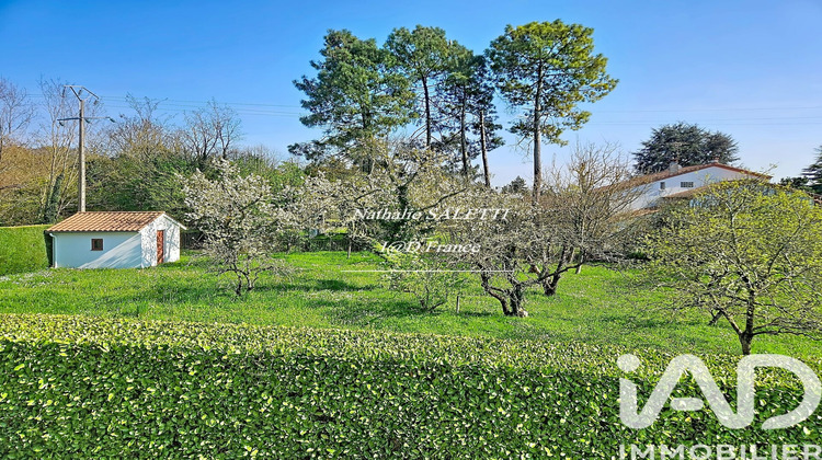 Ma-Cabane - Vente Terrain Bon-Encontre, 1393 m²