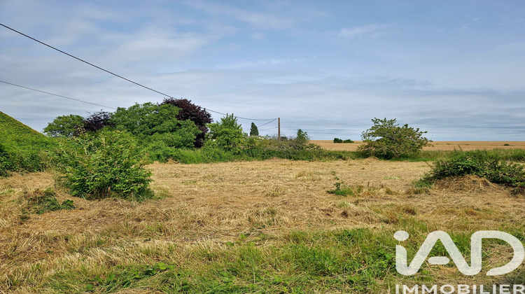 Ma-Cabane - Vente Terrain Bouchy Saint Genest, 2737 m²