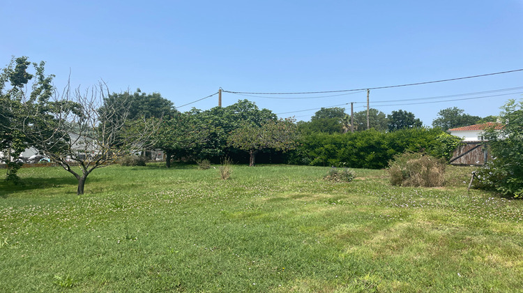 Ma-Cabane - Vente Terrain BOURCEFRANC-LE-CHAPUS, 688 m²