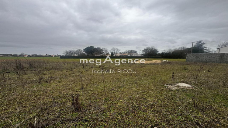 Ma-Cabane - Vente Terrain BOURGNEUF, 802 m²