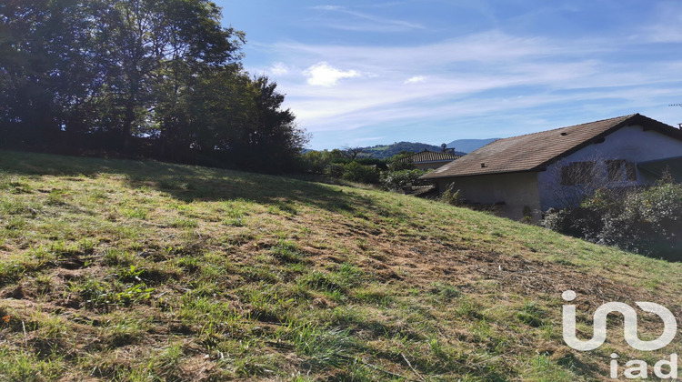 Ma-Cabane - Vente Terrain Brié-Et-Angonnes, 900 m²