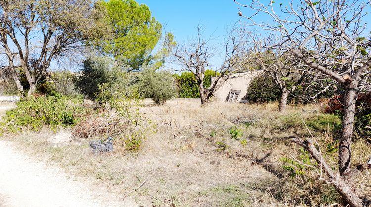 Ma-Cabane - Vente Terrain Cabrières-d'Avignon, 721 m²