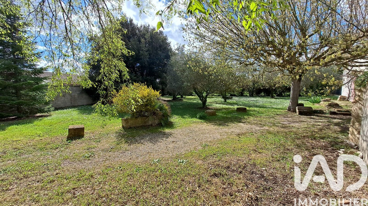 Ma-Cabane - Vente Terrain Camaret-sur-Aigues, 720 m²