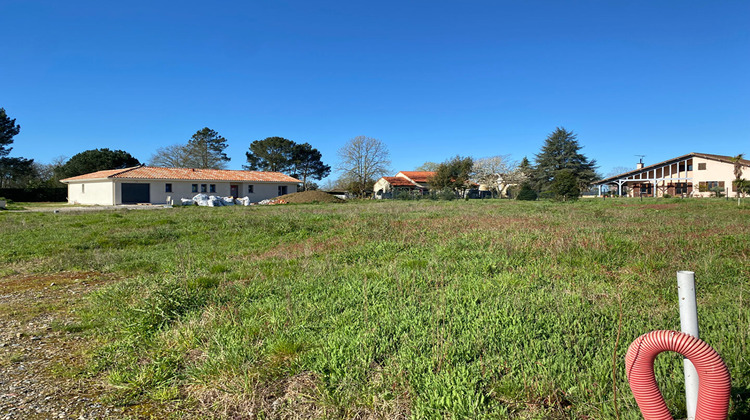 Ma-Cabane - Vente Terrain CARCARES-SAINTE-CROIX, 800 m²