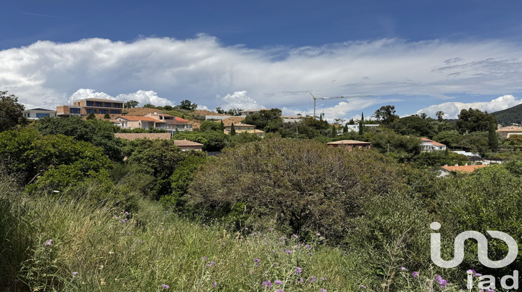 Ma-Cabane - Vente Terrain Carqueiranne, 2110 m²