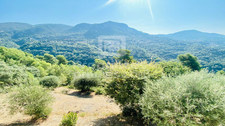 Ma-Cabane - Vente Terrain CASTAGNIERS, 1400 m²