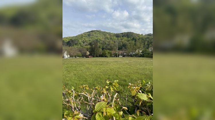 Ma-Cabane - Vente Terrain Cessieu, 592 m²