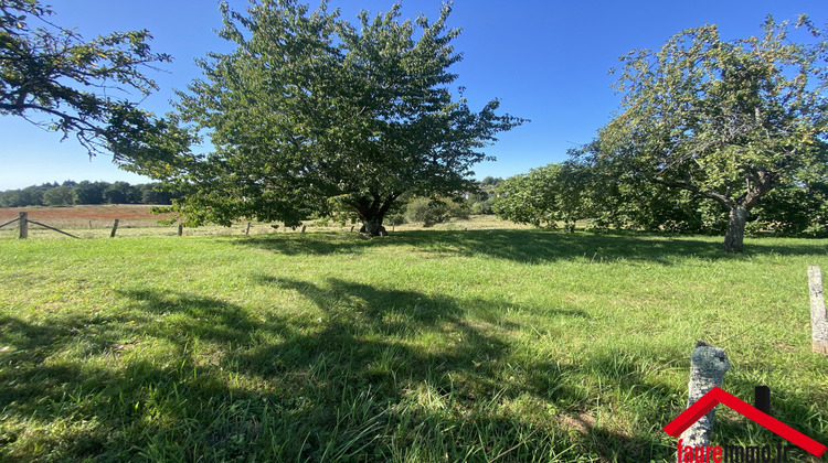 Ma-Cabane - Vente Terrain Chabrignac, 2340 m²