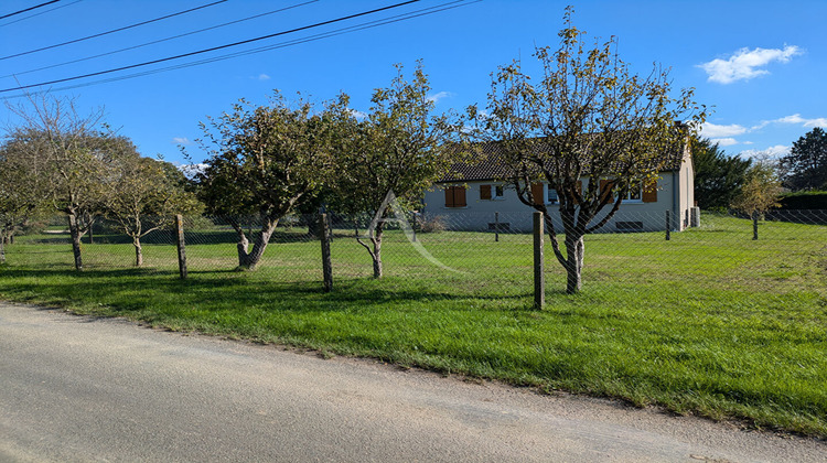 Ma-Cabane - Vente Terrain CHAMBON-SUR-CISSE, 346 m²