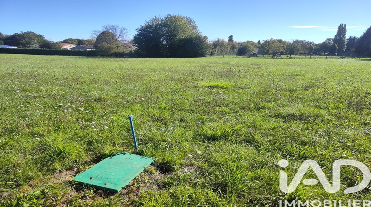 Ma-Cabane - Vente Terrain Champagné-le-Sec, 1531 m²