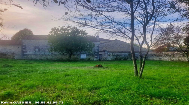 Ma-Cabane - Vente Terrain CHAMPNIERS, 2122 m²