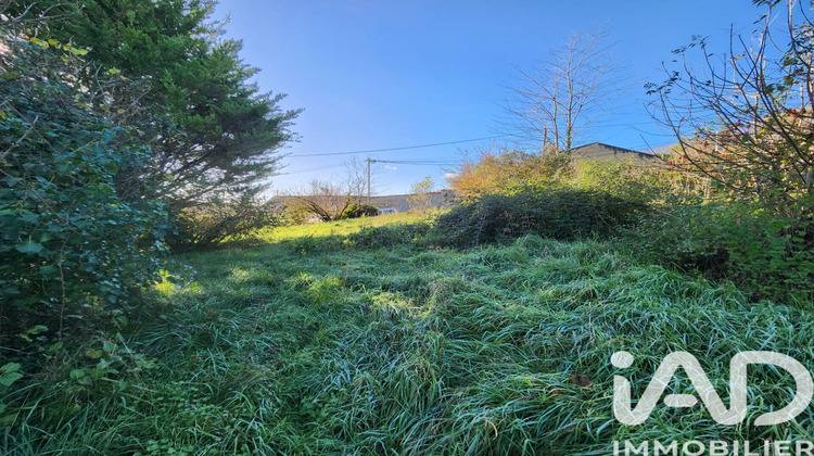 Ma-Cabane - Vente Terrain Champniers, 1518 m²