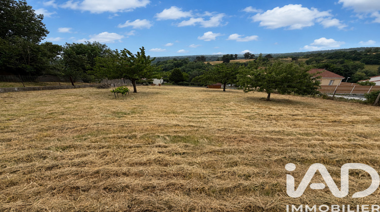 Ma-Cabane - Vente Terrain Chanonat, 1069 m²