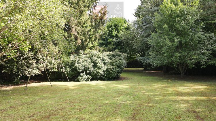 Ma-Cabane - Vente Terrain Chantilly, 2200 m²