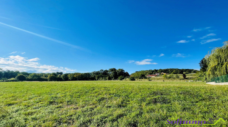 Ma-Cabane - Vente Terrain Charancieu, 1858 m²